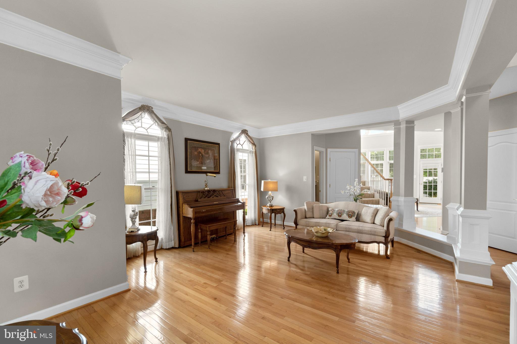 705 Pilot House Drive Annapolis, MD 21401 - Photo 13 of 58 Living room