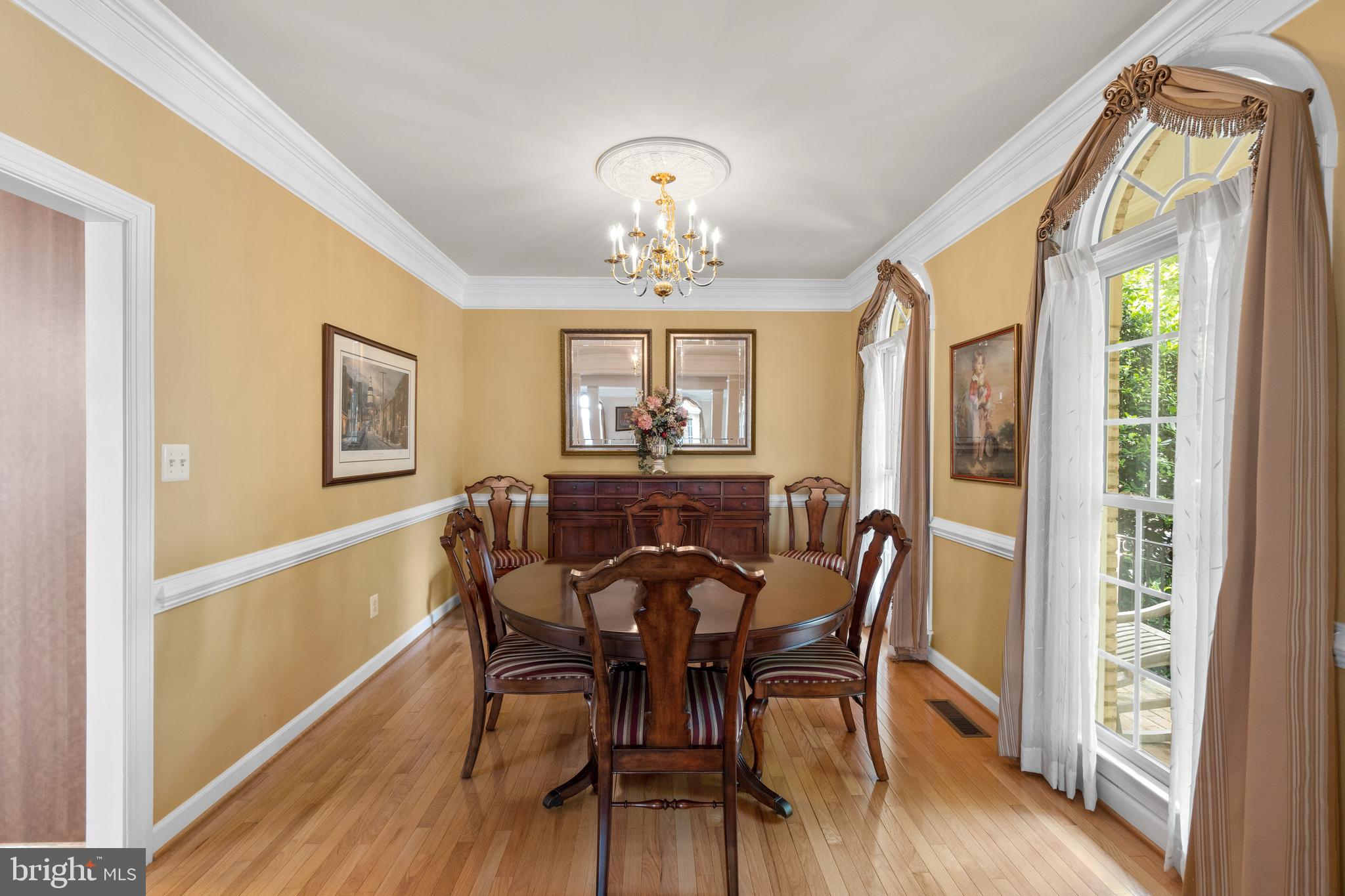 705 Pilot House Drive Annapolis, MD 21401 - Photo 15 of 58 Dining room