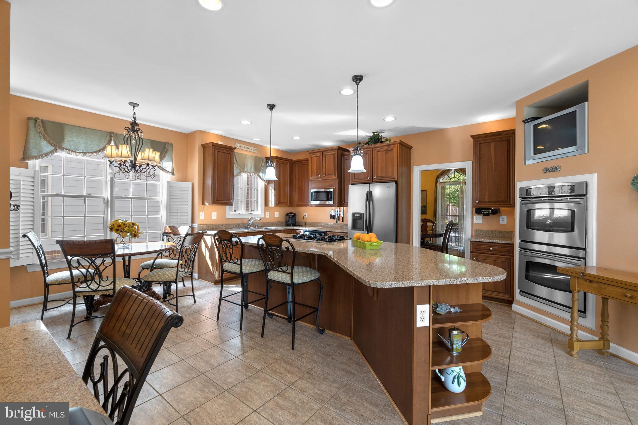 705 Pilot House Drive Annapolis, MD 21401 - Photo 17 of 58 Kitchen