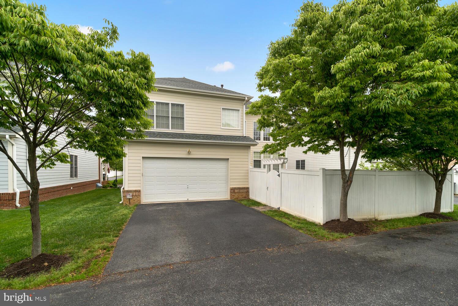 705 Pilot House Drive Annapolis, MD 21401 - Photo 50 of 58 Rear-entry garage