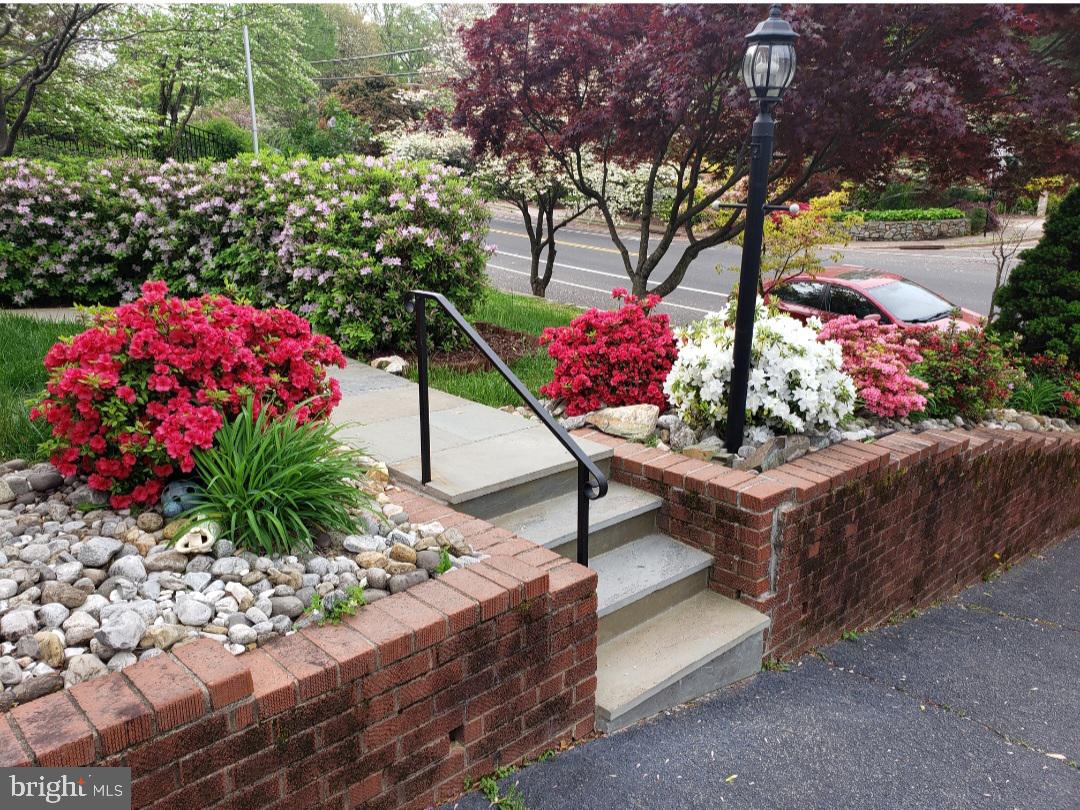 4001 Chesterbrook Road Arlington, VA 22207 - Photo 3 of 39