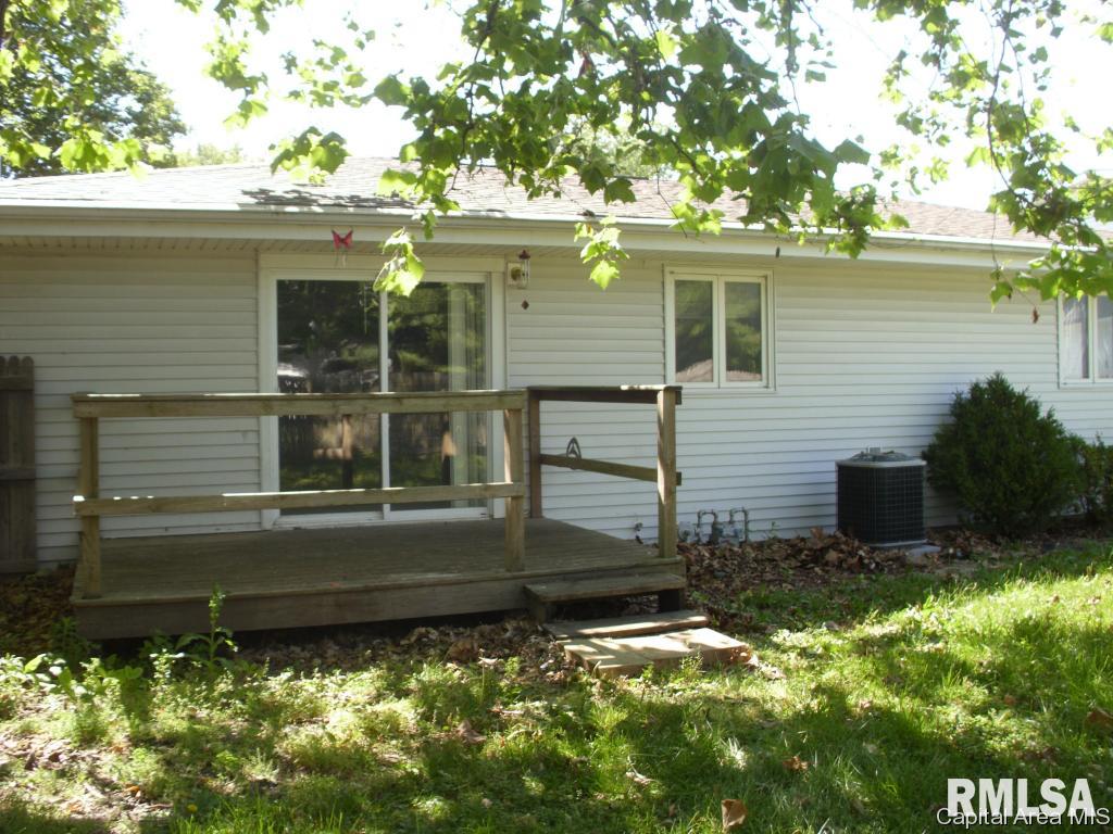 804 North Main Street Athens, IL 62613 - Photo 13 of 15 Gallery Image 13