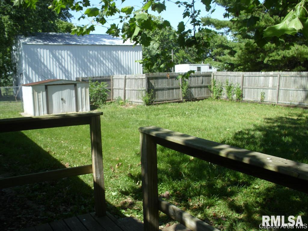804 North Main Street Athens, IL 62613 - Photo 15 of 15 Gallery Image 15