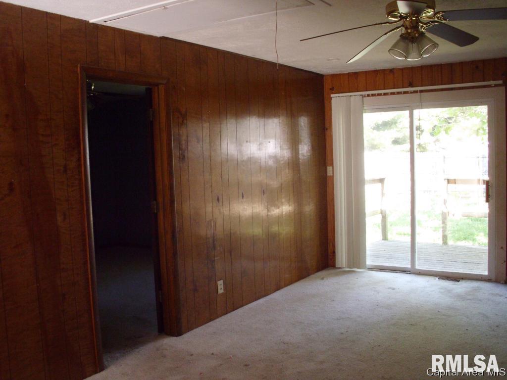 804 North Main Street Athens, IL 62613 - Photo 4 of 15 Gallery Image 4