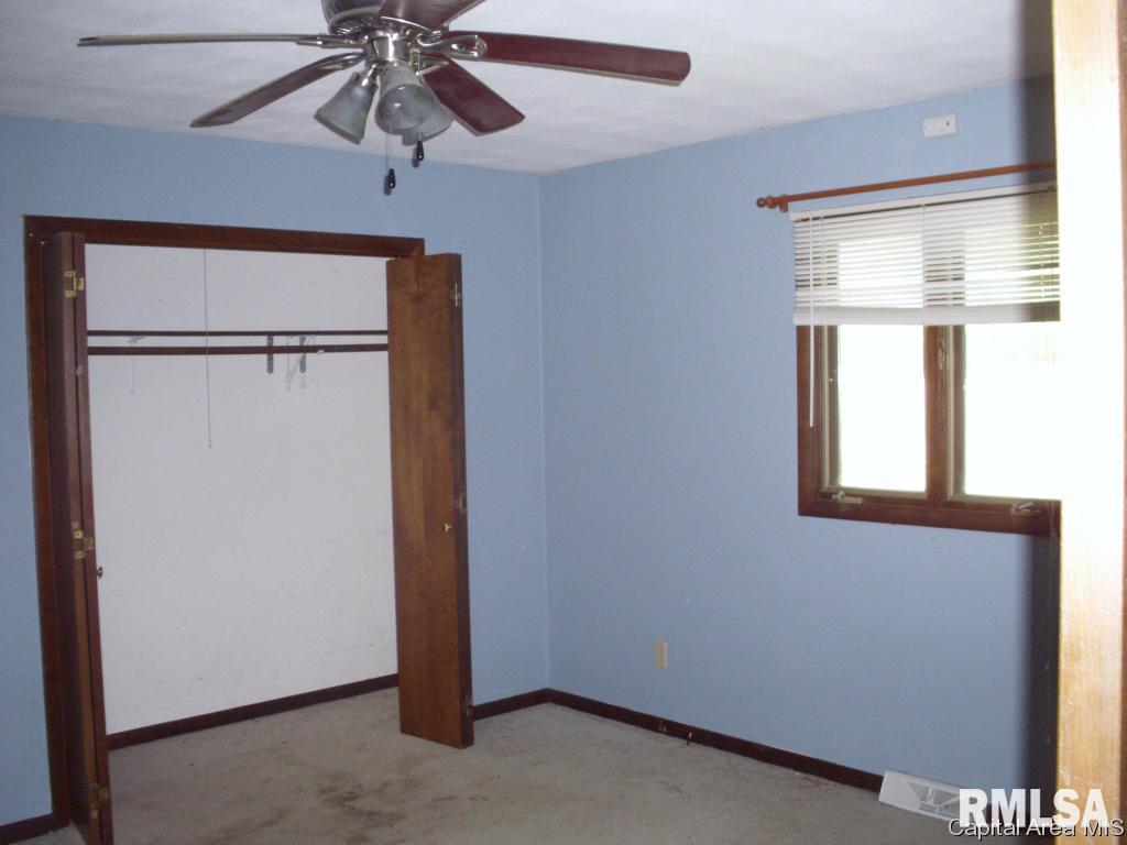 804 North Main Street Athens, IL 62613 - Photo 7 of 15 Gallery Image 7