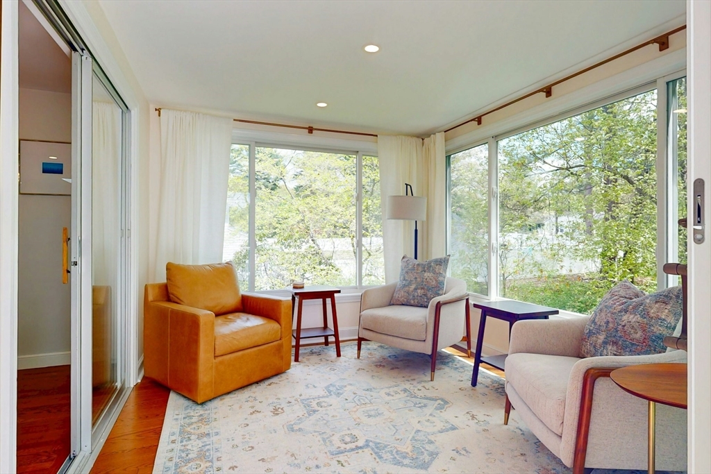 18 Emerson Road Medfield, MA 02052 - Photo 12 of 34 Gallery Image 12