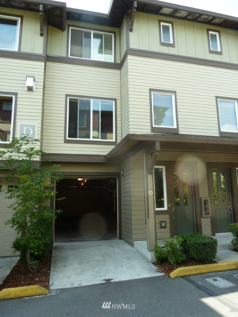 2115 201st Place Southeast, Unit D 4 Bothell, WA 98012 - Photo 1 of 23