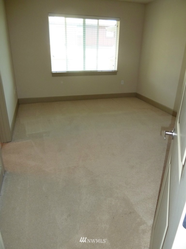 2115 201st Place Southeast, Unit D 4 Bothell, WA 98012 - Photo 12 of 23