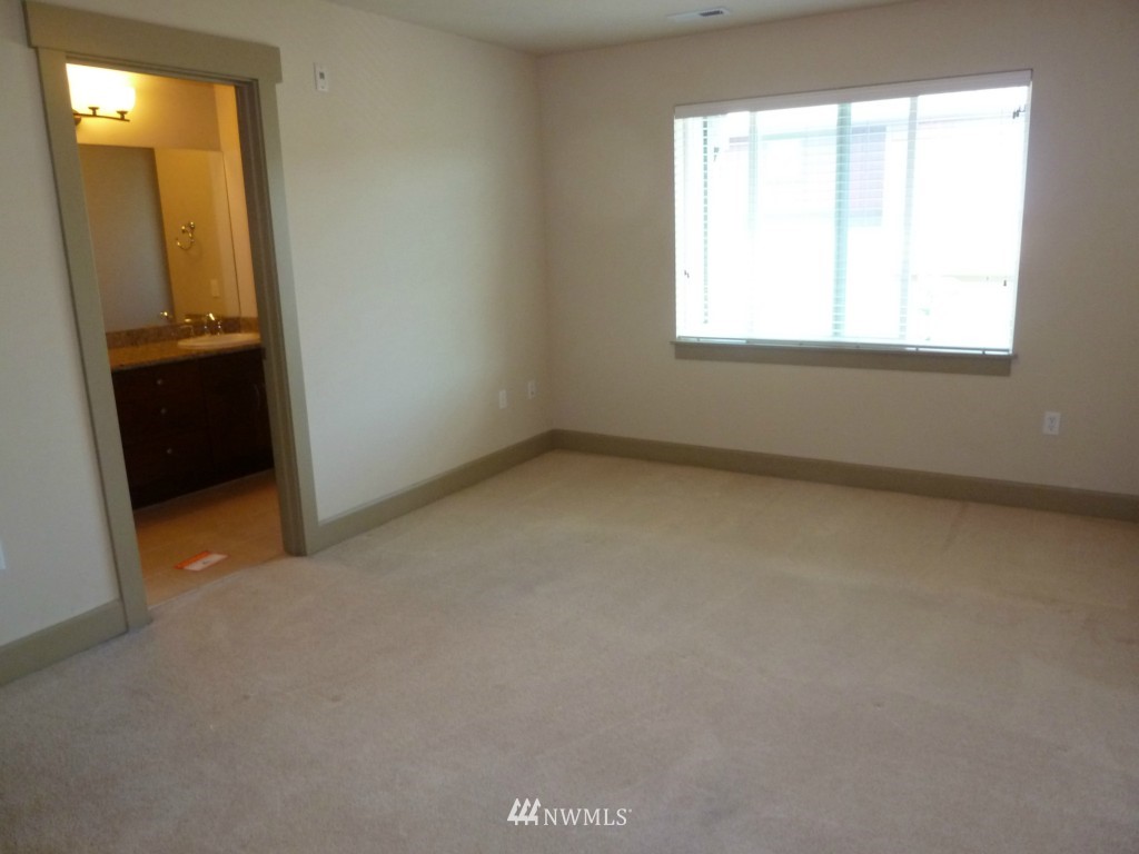 2115 201st Place Southeast, Unit D 4 Bothell, WA 98012 - Photo 13 of 23