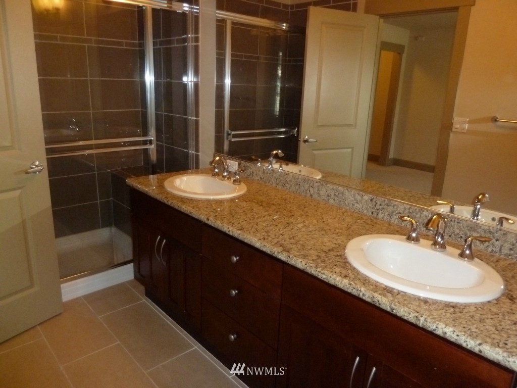 2115 201st Place Southeast, Unit D 4 Bothell, WA 98012 - Photo 14 of 23