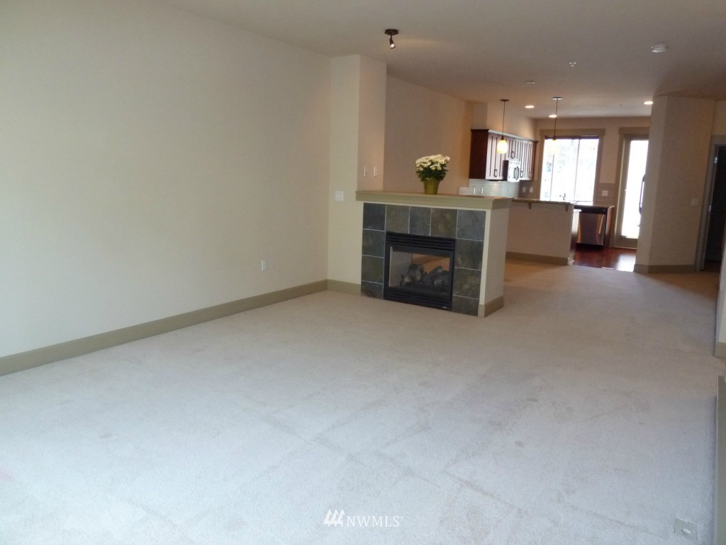 2115 201st Place Southeast, Unit D 4 Bothell, WA 98012 - Photo 3 of 23