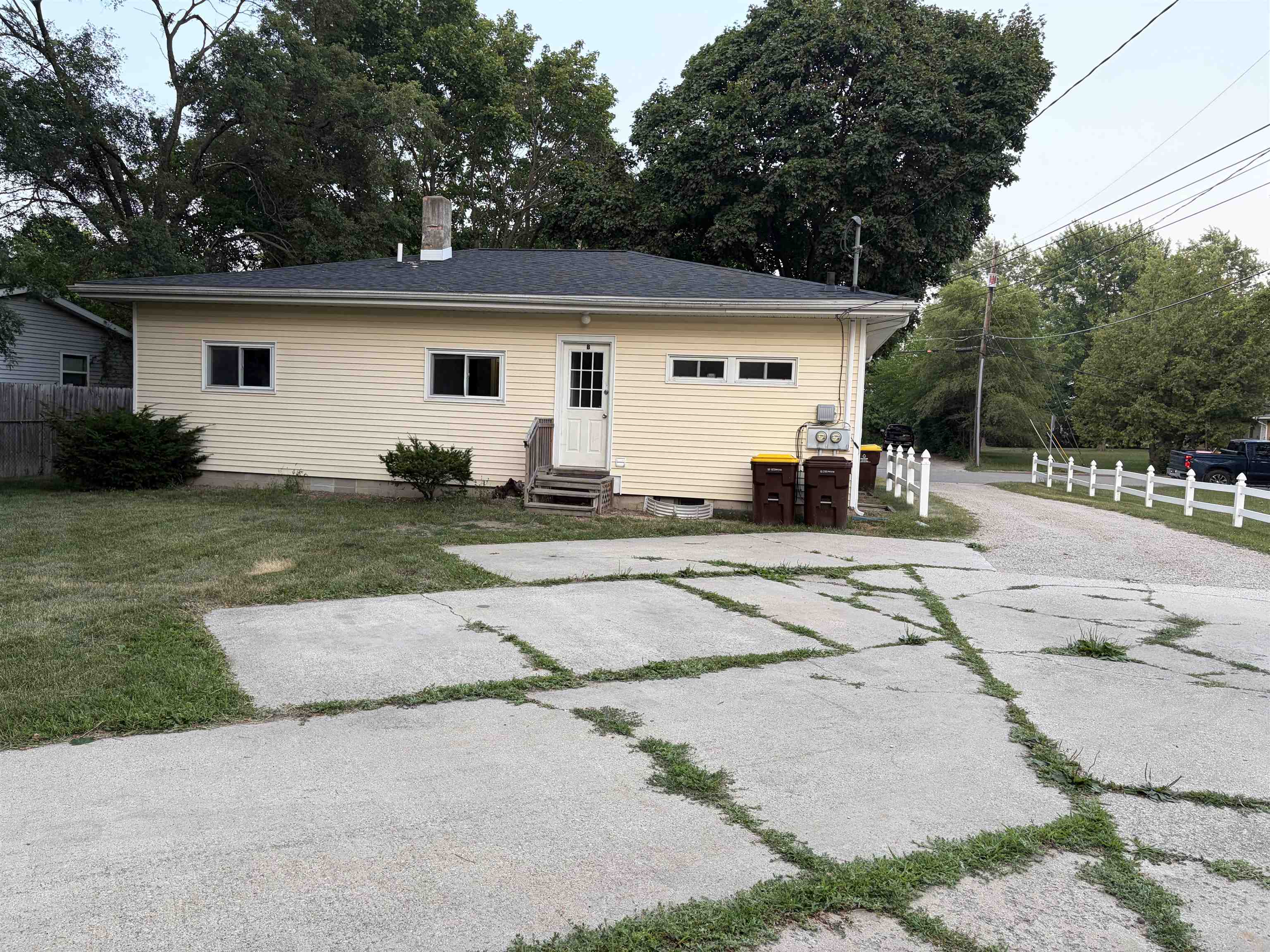 1916 South Stockman Road Mount Pleasant, MI 48858 - Photo 19 of 38 1948243-1690faf0-a182-4495-9cec-85a343aa52cc.JPG