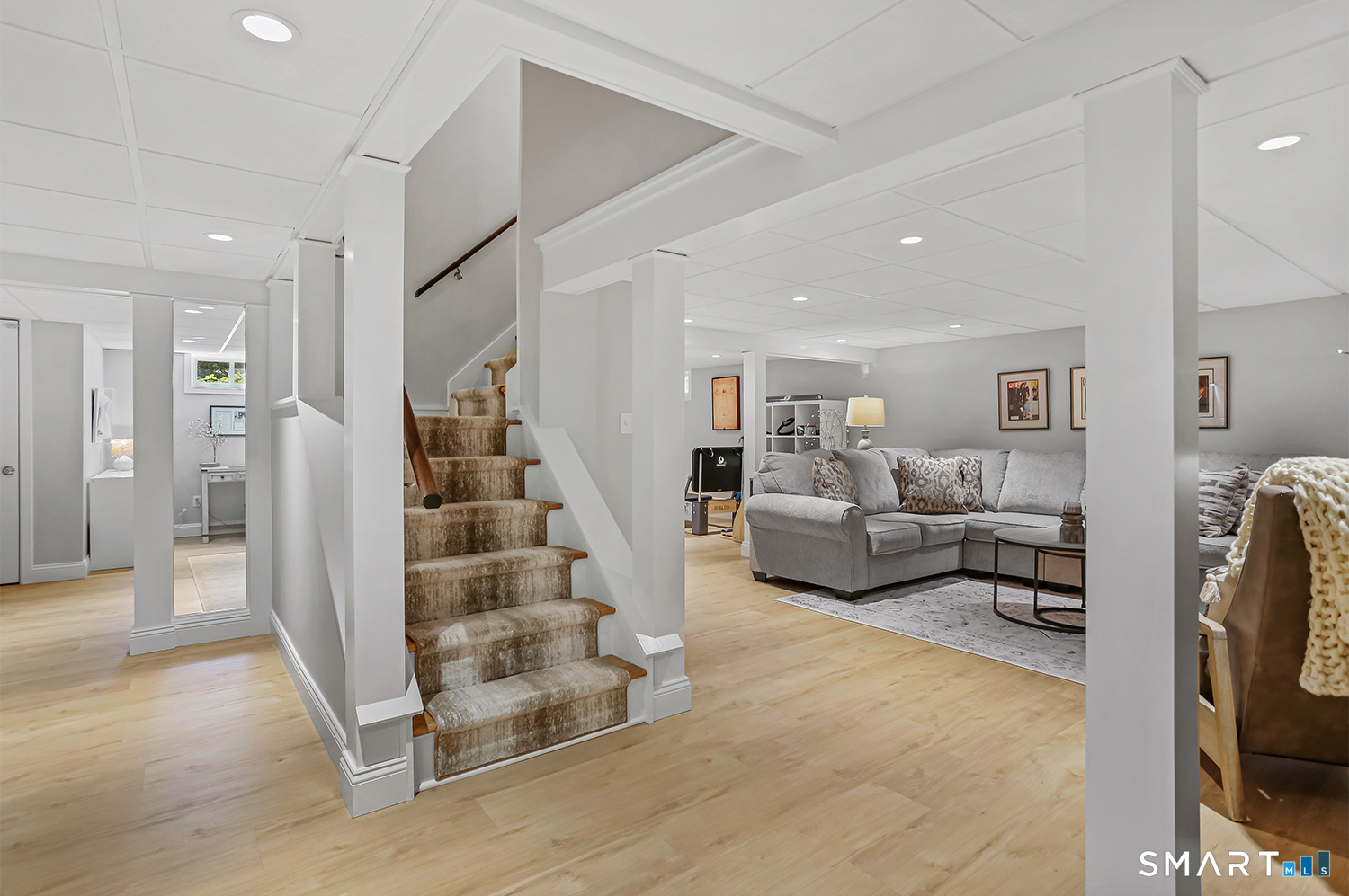 757 Galloping Hill Road Fairfield, CT 06824 - Photo 14 of 42