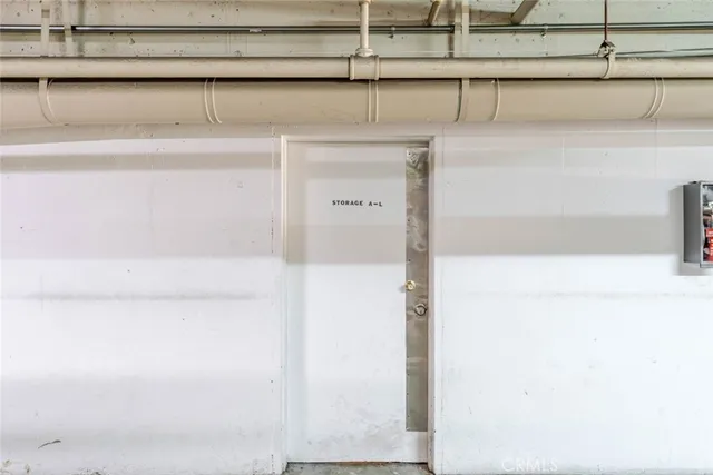 $597,875 | 13543 Moorpark Street, Unit 7, Sherman Oaks, CA 91423