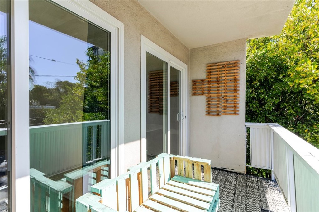 13543 Moorpark Street, Unit 7 Sherman Oaks, CA 91423 - Photo 19 of 25