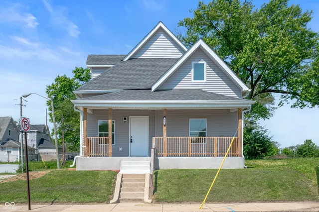 $2,000 | 2170 South East Street, Indianapolis, IN 46225