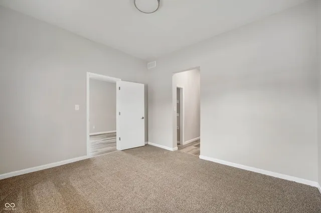 $2,000 | 2170 South East Street, Indianapolis, IN 46225