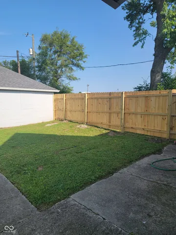 $2,000 | 2170 South East Street, Indianapolis, IN 46225