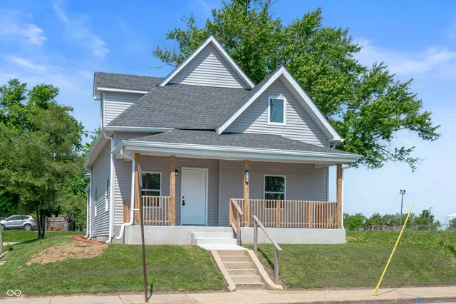 $2,000 | 2170 South East Street, Indianapolis, IN 46225