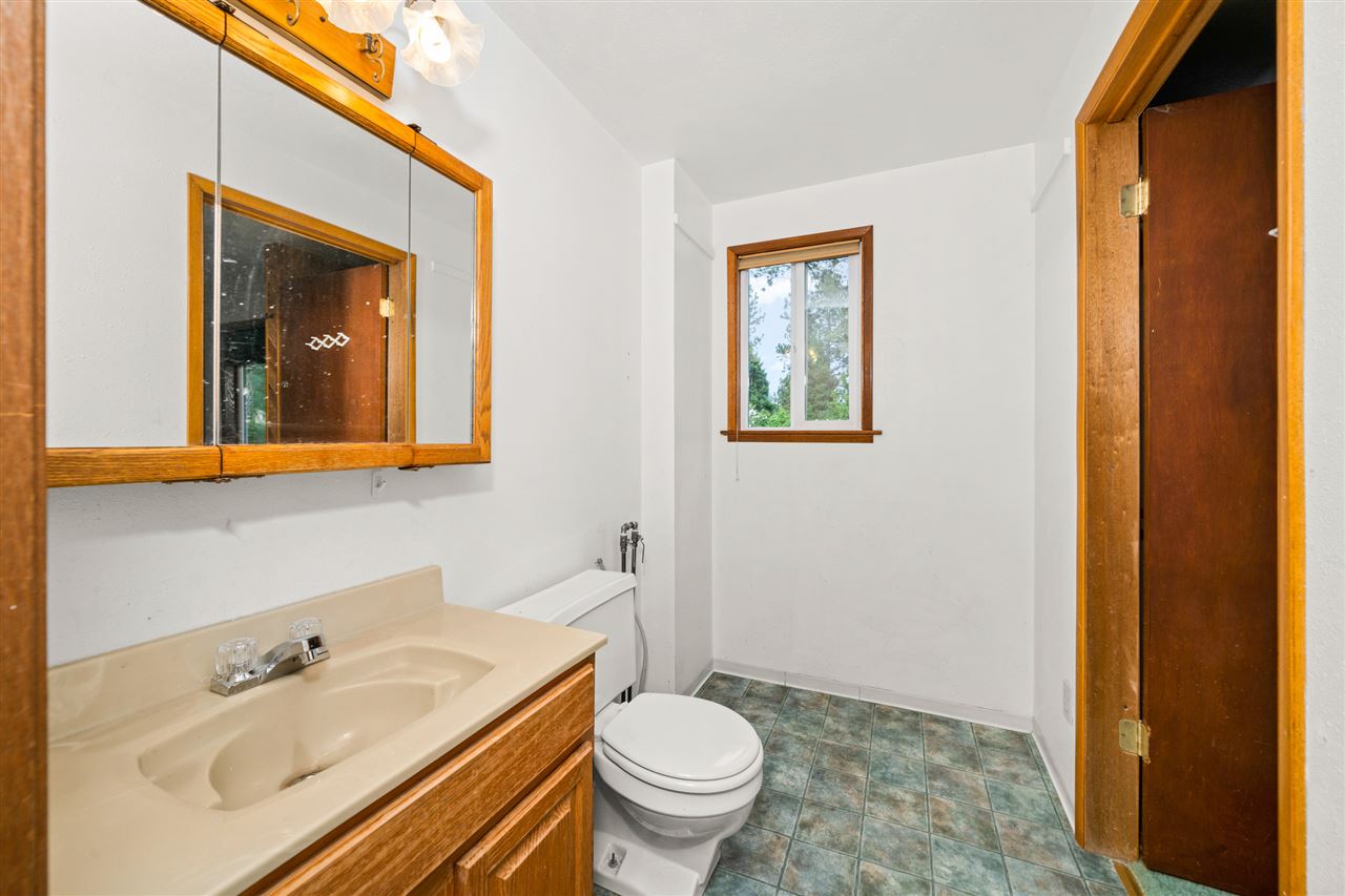4723 South Bates Road Spokane Valley, WA 99206 - Photo 11 of 20
