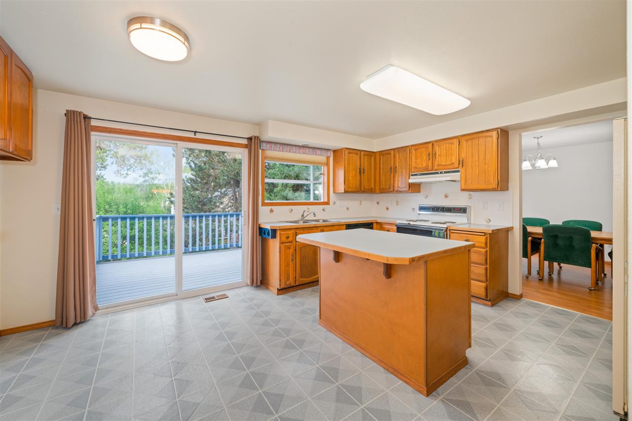 4723 South Bates Road Spokane Valley, WA 99206 - Photo 3 of 20