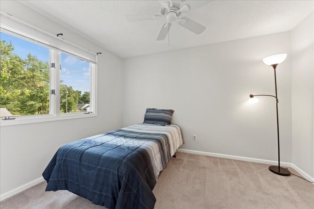 7 Matthew Street Springfield, MA 01128 - Photo 26 of 42