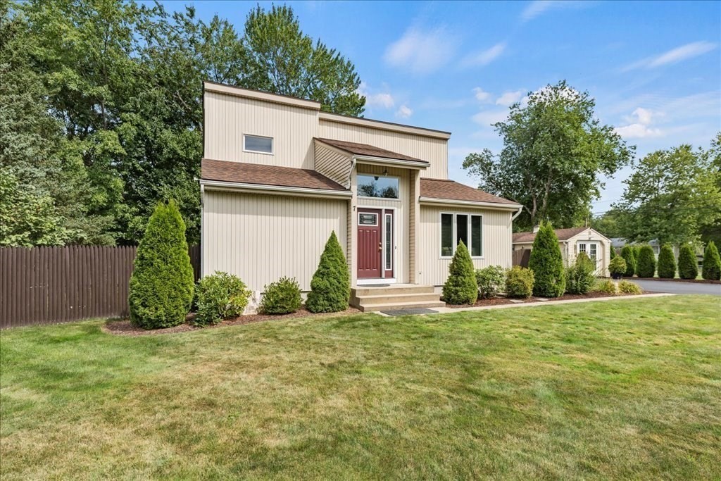 7 Matthew Street Springfield, MA 01128 - Photo 40 of 42
