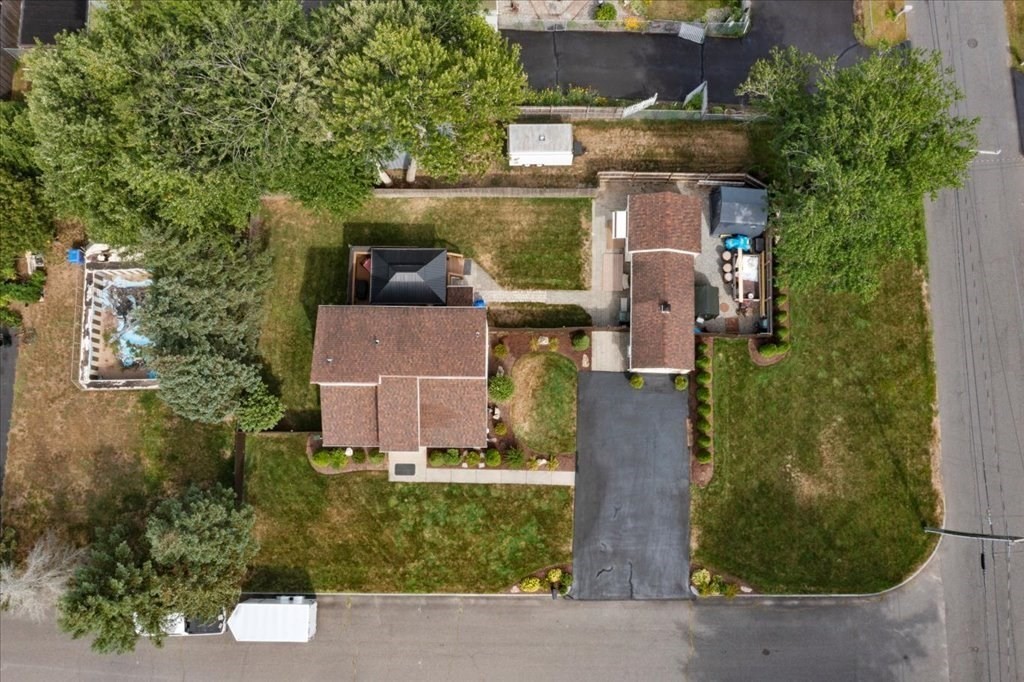 7 Matthew Street Springfield, MA 01128 - Photo 7 of 42