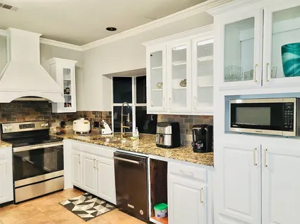 $500,000 | 511 Lakeside Drive, Rockwall, TX 75032