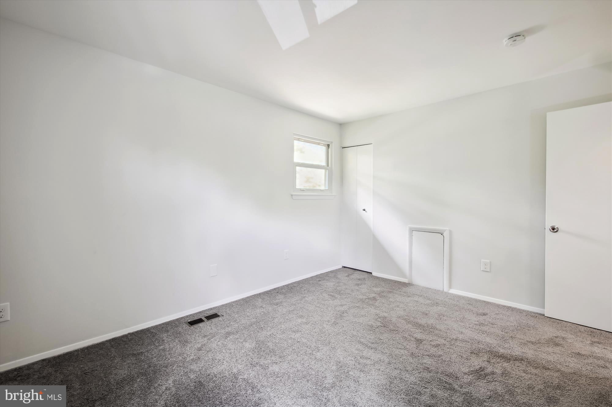 7997 Nolcrest Road Glen Burnie, MD 21061 - Photo 8 of 27 Main Level Bedroom