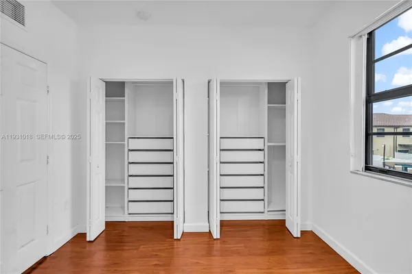 $479,000 | 3549 West 89th Place, Unit 3549, Hialeah, FL 33018