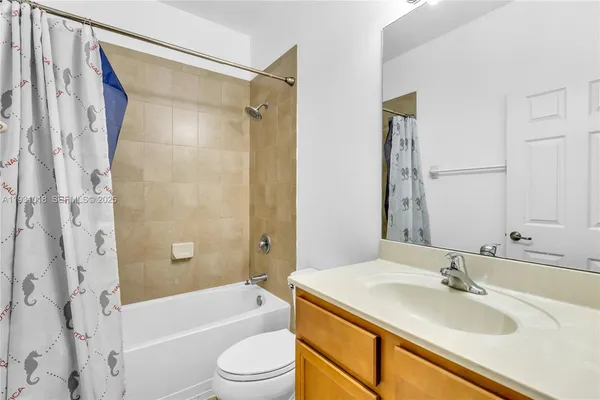 $479,000 | 3549 West 89th Place, Unit 3549, Hialeah, FL 33018