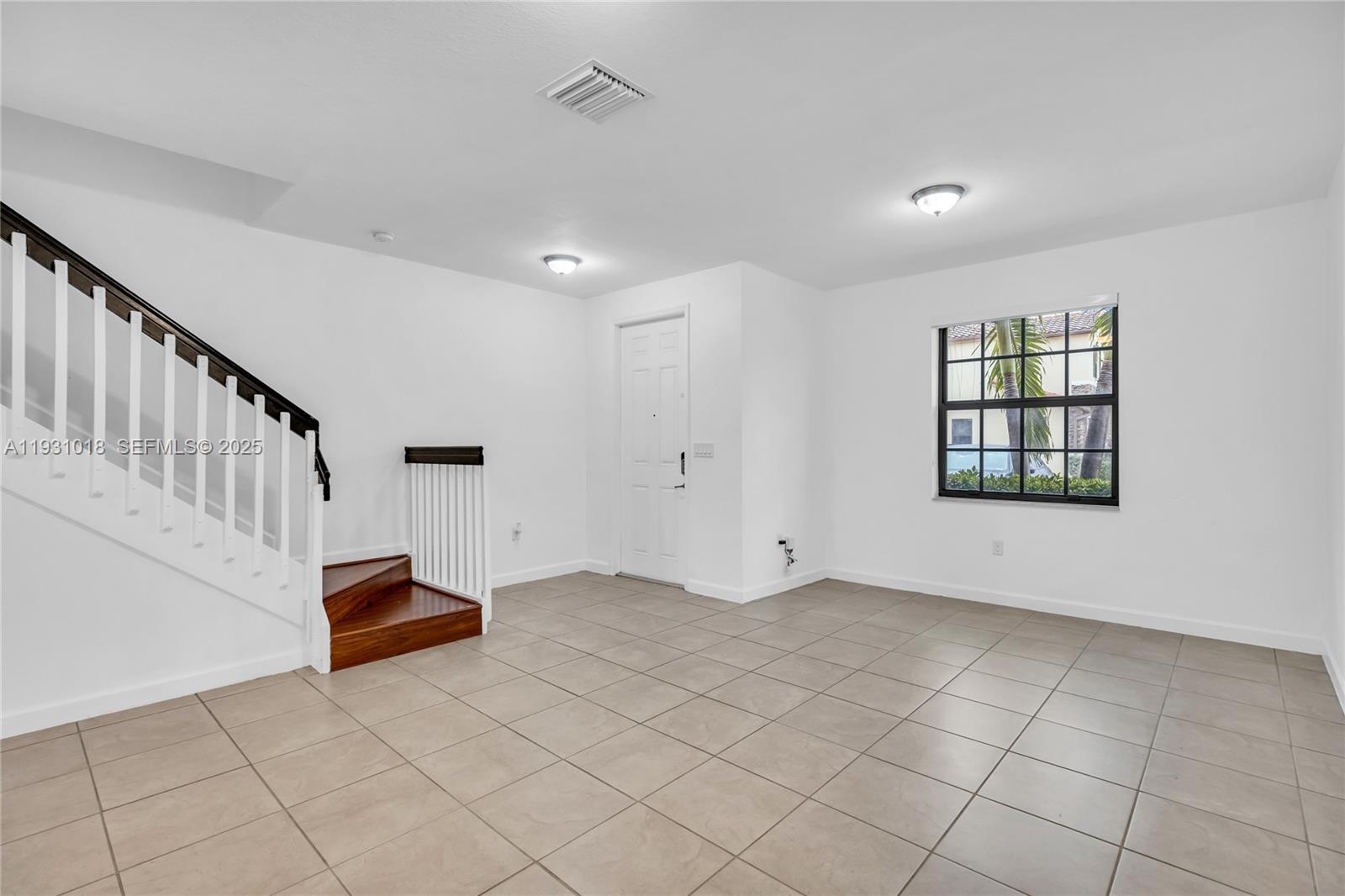3549 West 89th Place, Unit 3549 Hialeah, FL 33018 - Photo 5 of 27