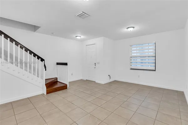 $479,000 | 3549 West 89th Place, Unit 3549, Hialeah, FL 33018