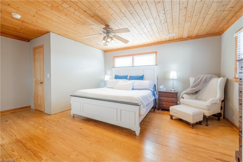 2047 White Rock Road Northwest Floyd, VA 24091 - Photo 28 of 46 Gallery Image 28
