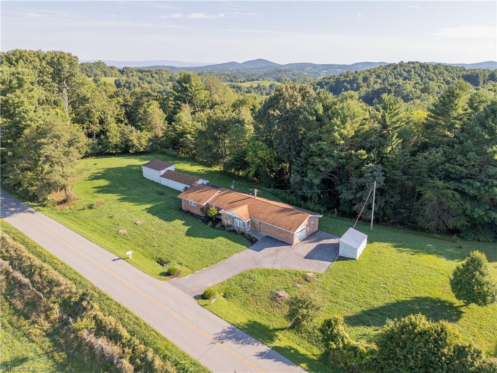 2047 White Rock Road Northwest Floyd, VA 24091 - Photo 41 of 46 Gallery Image 41