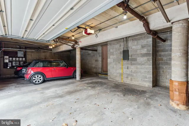 $2,000 | 1334 Montgomery Avenue, Unit D3, Narberth, PA 19072