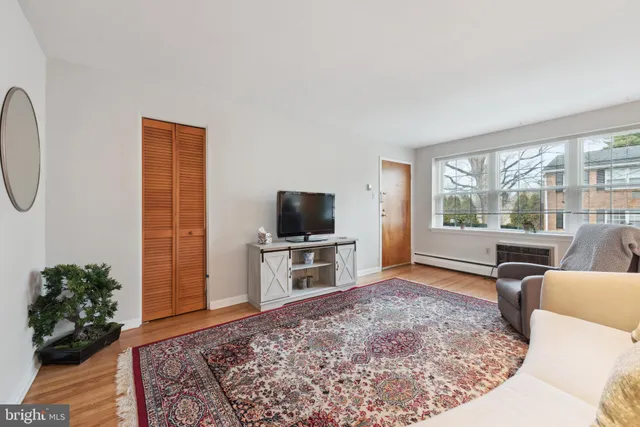 $2,000 | 1334 Montgomery Avenue, Unit D3, Narberth, PA 19072