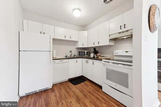 $2,000 | 1334 Montgomery Avenue, Unit D3, Narberth, PA 19072