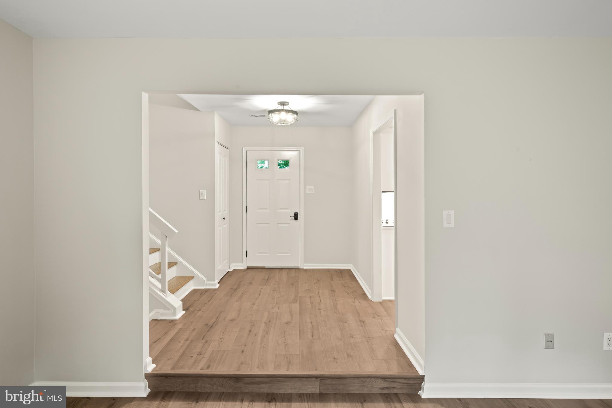 11312 Handlebar Road Reston, VA 20191 - Photo 3 of 55