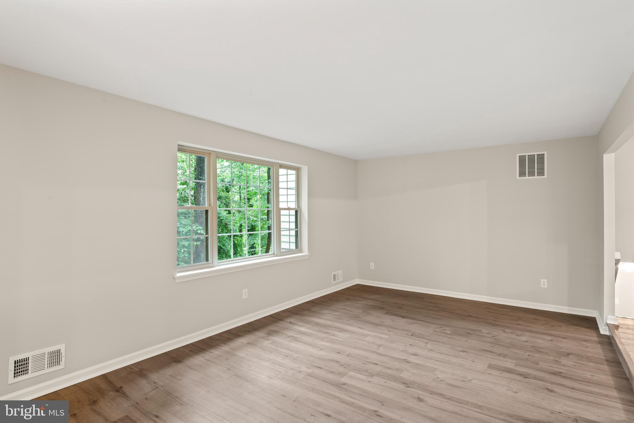 11312 Handlebar Road Reston, VA 20191 - Photo 5 of 55