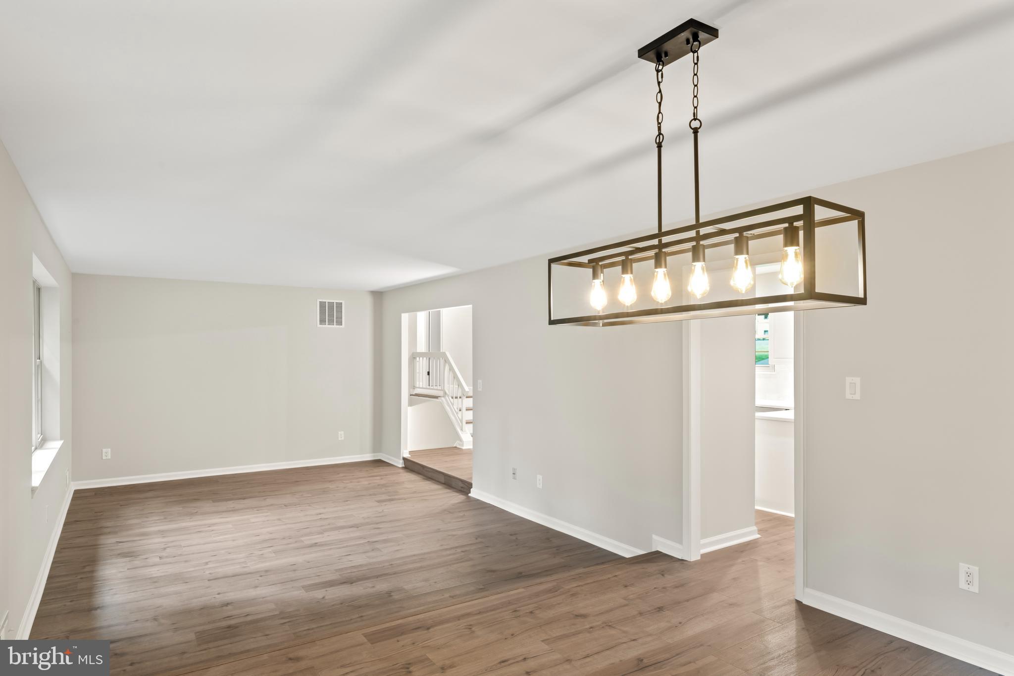 11312 Handlebar Road Reston, VA 20191 - Photo 8 of 55