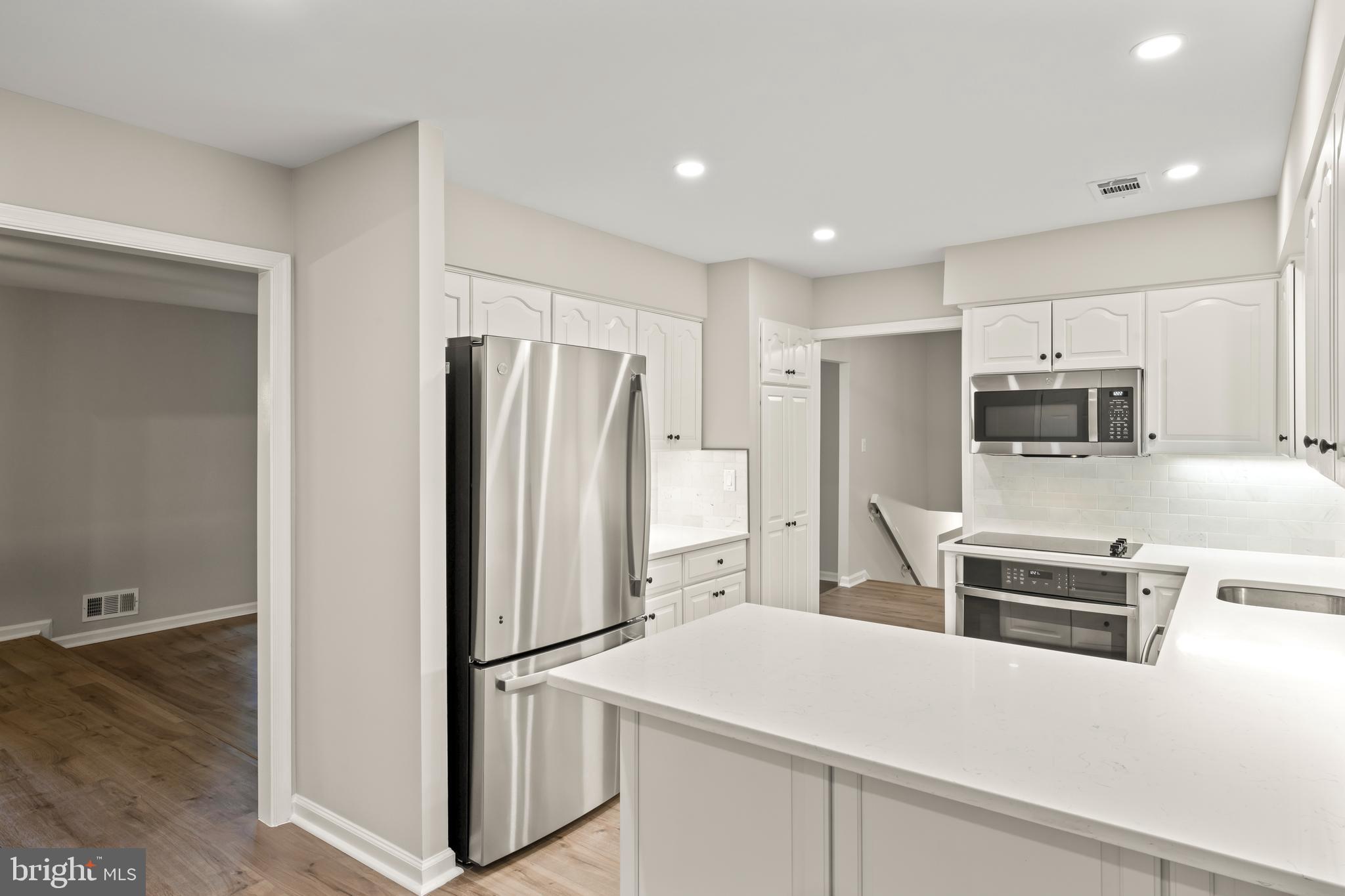 11312 Handlebar Road Reston, VA 20191 - Photo 10 of 55