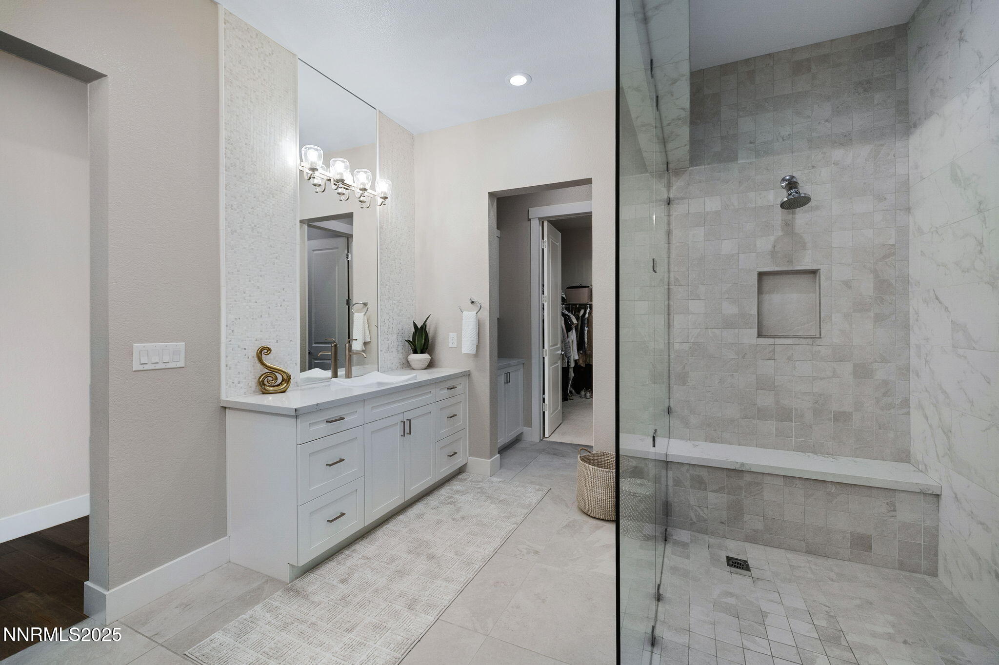 709 West Pleasant Oak Trail Reno, NV 89511 - Photo 23 of 44 36-web-or-mls-709 W Pleasant Oak Trl-26