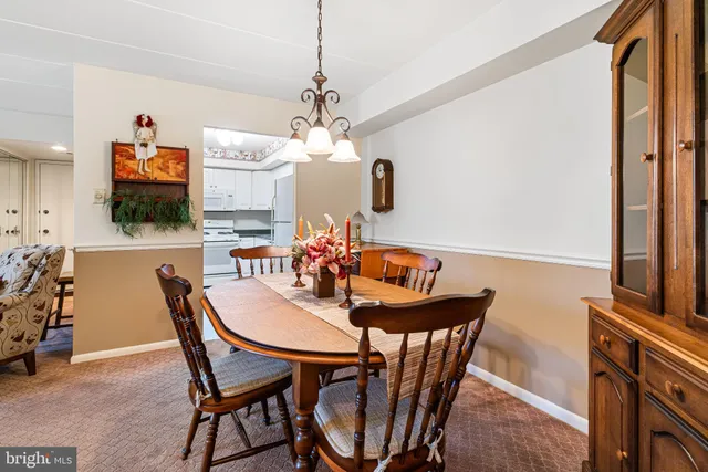 $229,900 | 64003 Delaire Landing Road, Unit 3, Philadelphia, PA 19114