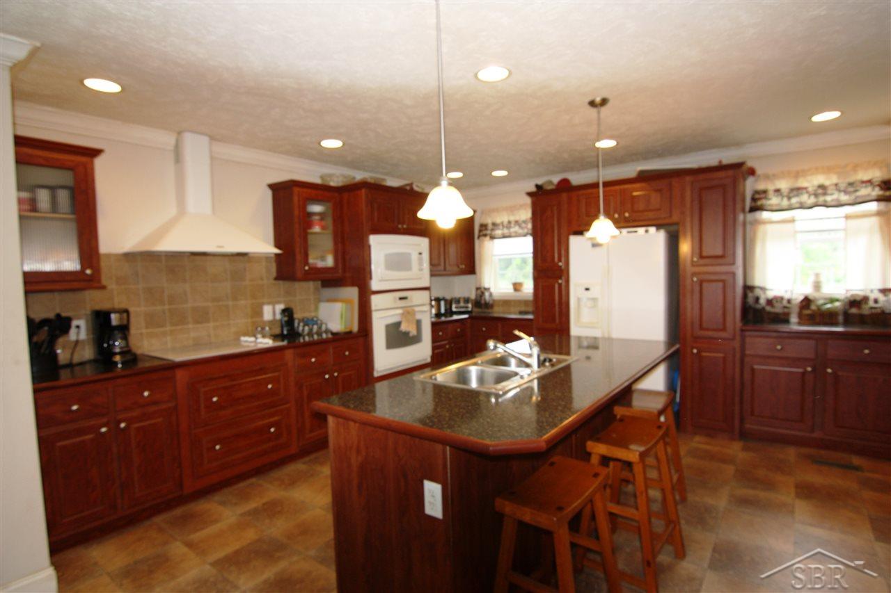 5522 Deep River Road Pinconning, MI 48650 - Photo 2 of 13 31300044-1.JPG