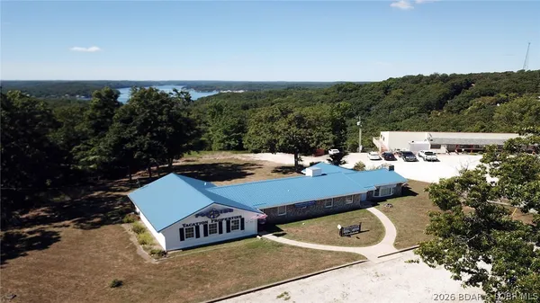 $599,000 | 250 Sunset Hills Drive, Sunrise Beach, MO 65079