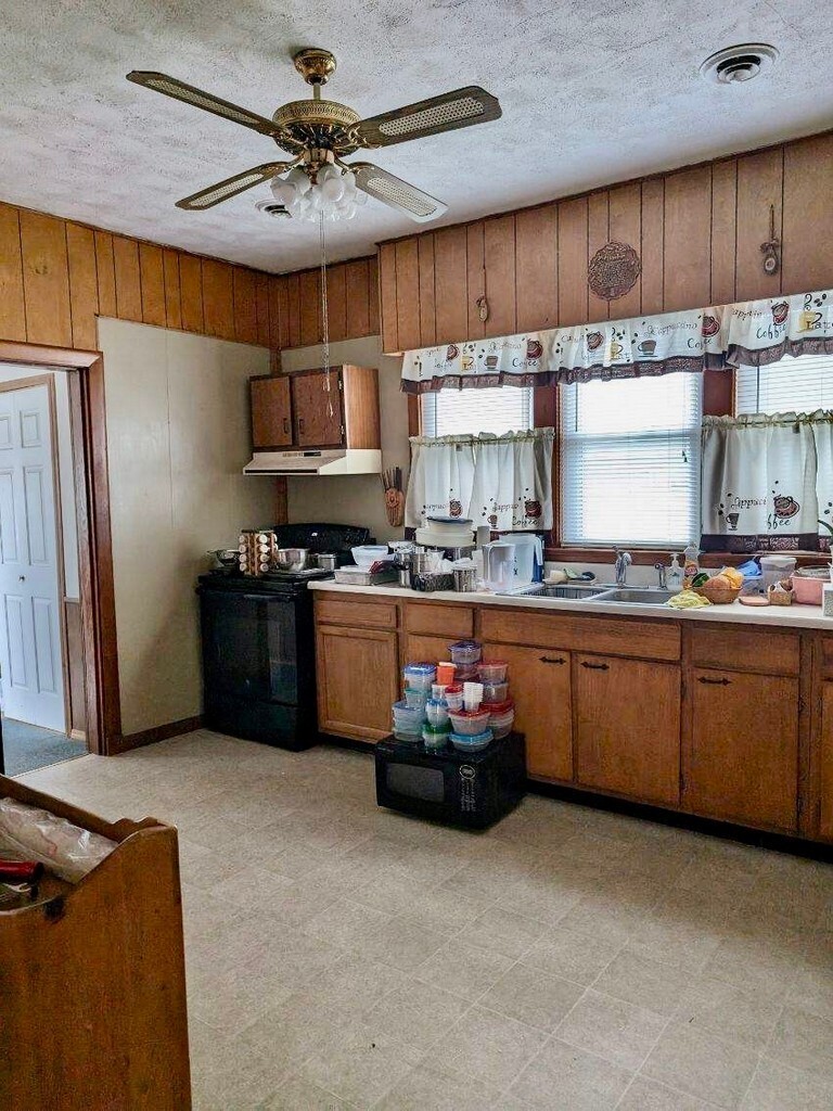 2419 Spring Street New Castle, IN 47362 - Photo 6 of 10 Gallery Image 6