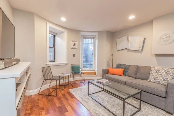$3,000 | 529 Columbus Avenue, Unit 14, Boston, MA 02118