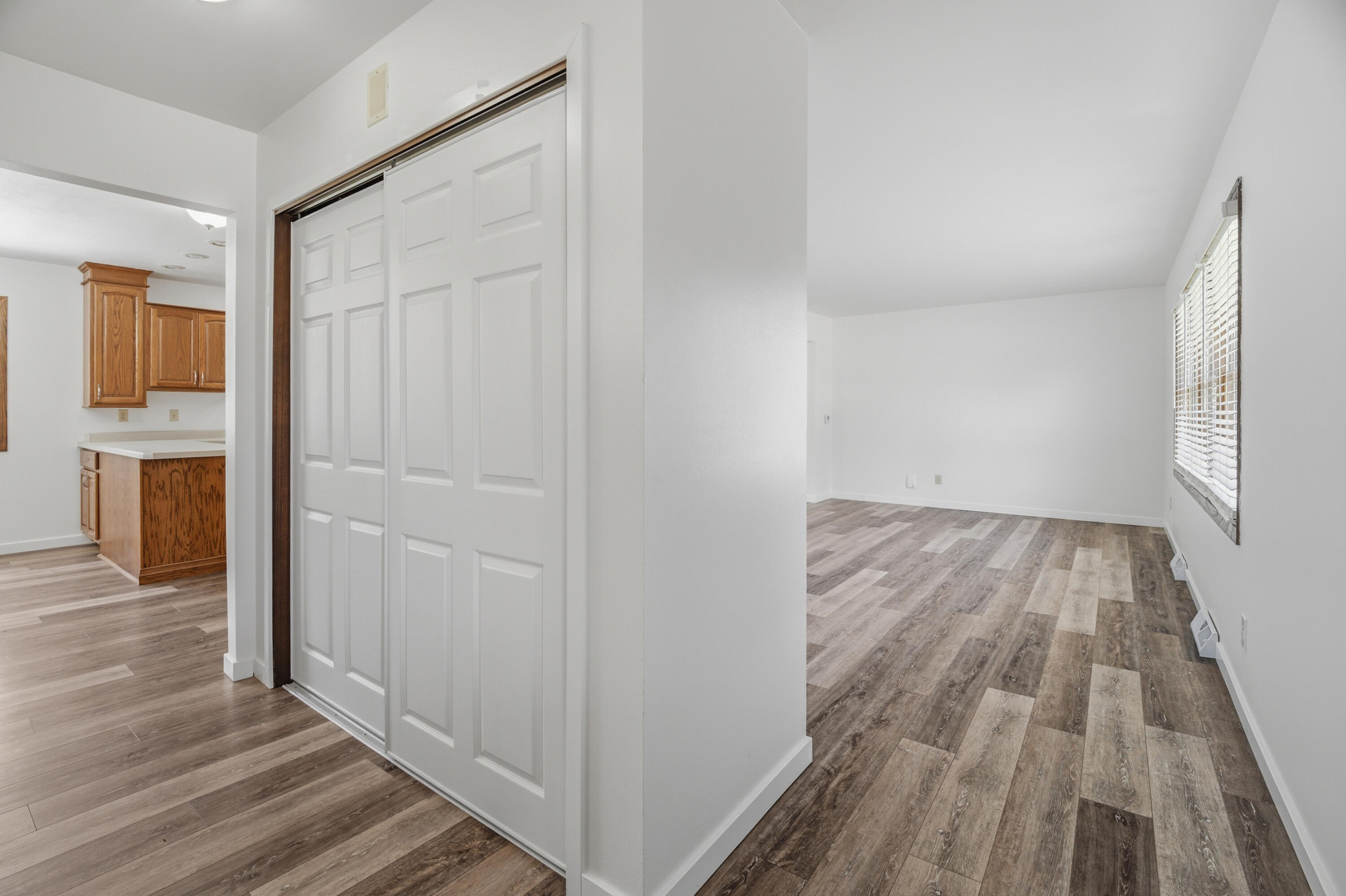 781 Ruggles Street Fond du Lac, WI 54935 - Photo 5 of 51 Photo-5